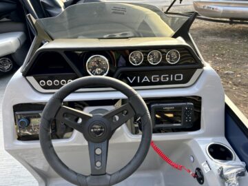 2025 Viaggio LagoV 18C w/60hp *SOLD*